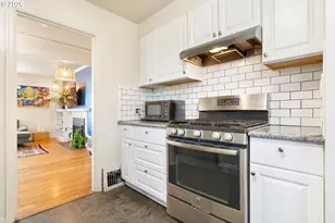 5304 SE Center St, Portland, OR 97206 - Photo 16