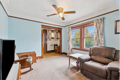 3211 NE 72nd Ave, Portland, OR 97213 - Photo 6