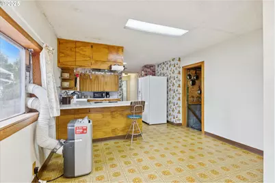 3211 NE 72nd Ave, Portland, OR 97213 - Photo 12