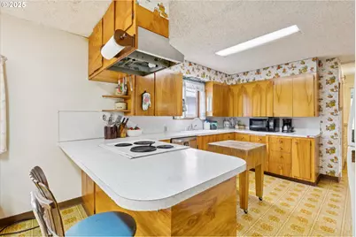 3211 NE 72nd Ave, Portland, OR 97213 - Photo 10