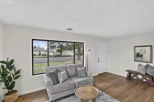2004 Tualatin St, Saint Helens, OR 97051 - Photo 6