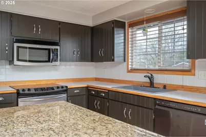 5503 SE Colony Cir, Milwaukie, OR 97267 - Photo 6