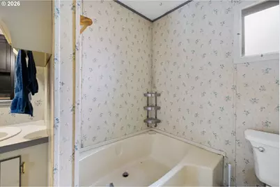 13141 SE Powell Blvd #18, Portland, OR 97236 - Photo 32