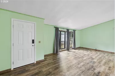 13141 SE Powell Blvd #18, Portland, OR 97236 - Photo 6