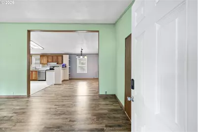 13141 SE Powell Blvd #18, Portland, OR 97236 - Photo 10