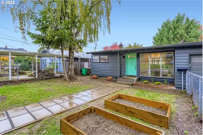 7417 SE Henry Pl, Portland, OR 97206 - Photo 1