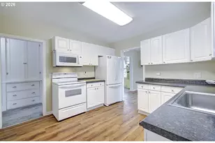 551 19th Ave, Longview, WA 98632 - Photo 12