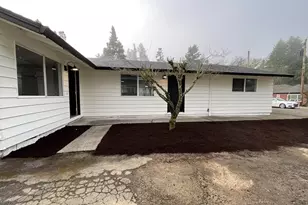 240 SE 26th Ave, Hillsboro, OR 97123 - Photo 2