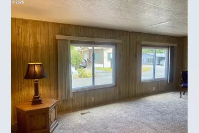 630 Shorepines Hts, Coos Bay, OR 97420 - Photo 14