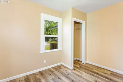 1617 7th Ave, Longview, WA 98632 - Photo 8