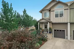 15401 SE Cobalt Loop, Damascus, OR 97089 - Photo 4