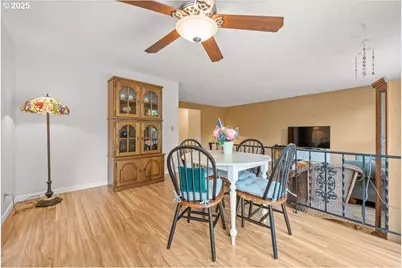 4052 SE 17th St, Gresham, OR 97080 - Photo 12