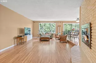 4052 SE 17th St, Gresham, OR 97080 - Photo 6