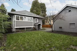 8130 SE Madison St, Portland, OR 97215 - Photo 34