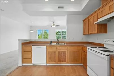 20711 NW Painted Mountain Dr, Beaverton, OR 97006 - Photo 10