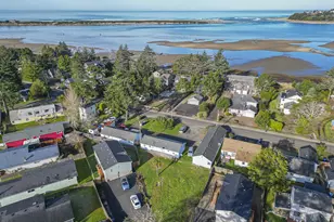 6289 SW Jetty Ave, Lincoln City, OR 97367 - Photo 2