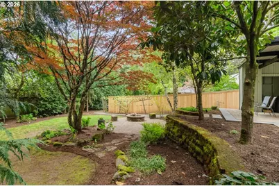 6610 SW Canyon Ln, Portland, OR 97225 - Photo 42