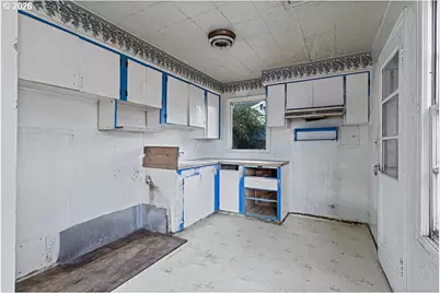 3344 SE 150th Ave, Portland, OR 97236 - Photo 8