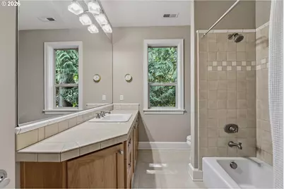 14067 Goodall Rd, Lake Oswego, OR 97034 - Photo 18