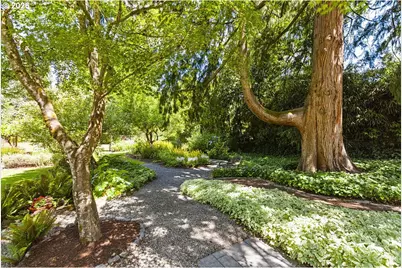 8175 SW Fairway Dr, Portland, OR 97225 - Photo 38