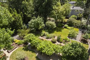 8175 SW Fairway Dr, Portland, OR 97225 - Photo 46