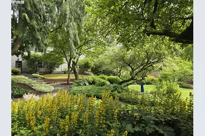 8175 SW Fairway Dr, Portland, OR 97225 - Photo 36