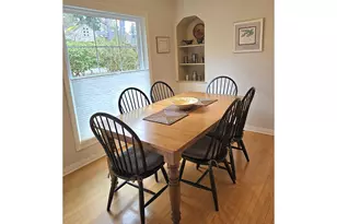 8175 SW Fairway Dr, Portland, OR 97225 - Photo 10