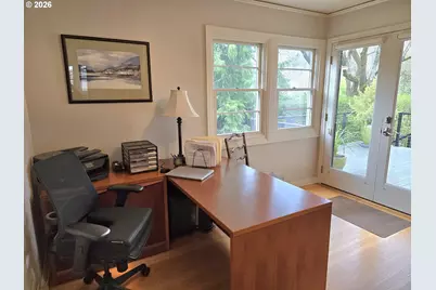 8175 SW Fairway Dr, Portland, OR 97225 - Photo 18