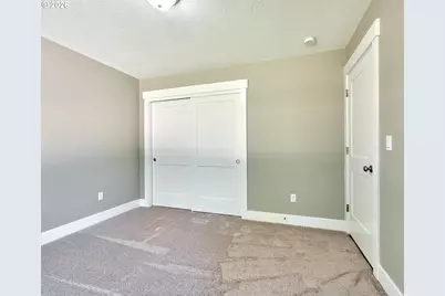 272 SE Ivy St, Mill City, OR 97360 - Photo 24