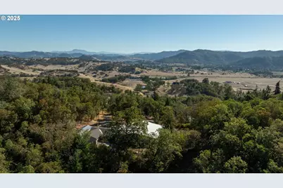 237 Country Ln, Roseburg, OR 97471 - Photo 44