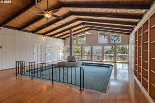 237 Country Ln, Roseburg, OR 97471 - Photo 14