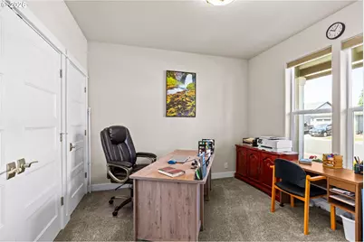 918 Tamarack St, Junction City, OR 97448 - Photo 6