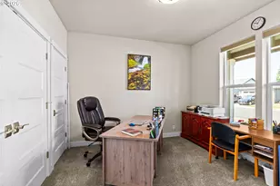 918 Tamarack St, Junction City, OR 97448 - Photo 6