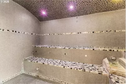 8015 SE Evergreen Hwy, Vancouver, WA 98664 - Photo 18