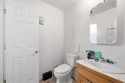783 W Main St, Sheridan, OR 97378 - Photo 20