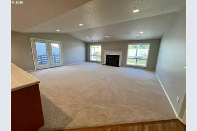 2217 NE 179th St #82, Ridgefield, WA 98642 - Photo 2