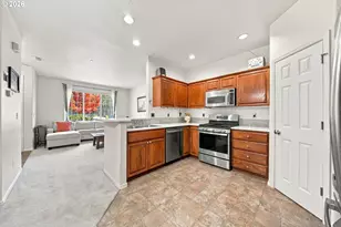 1027 SE Nazomi Ave, Hillsboro, OR 97123 - Photo 12