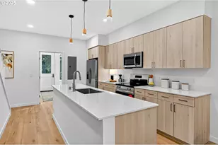 7248 NE Going St, Portland, OR 97218 - Photo 10