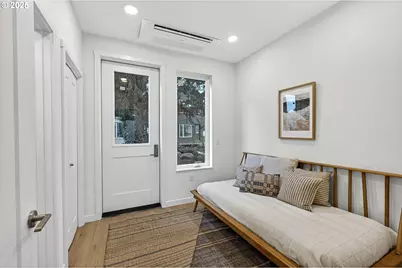 7248 NE Going St, Portland, OR 97218 - Photo 14