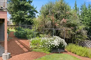 21818 Shannon Ln, West Linn, OR 97068 - Photo 44
