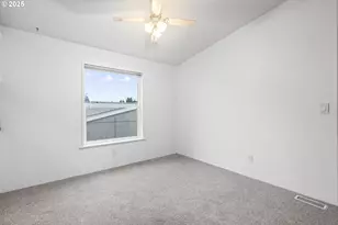 3415 Lake Vanessa Cir NW, Salem, OR 97304 - Photo 20