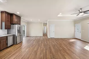 352 N Falcon St, Rockaway Beach, OR 97136 - Photo 8