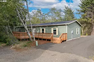 352 N Falcon St, Rockaway Beach, OR 97136 - Photo 1