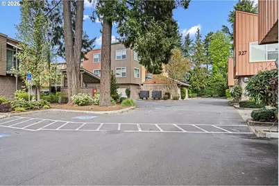 327 Rustic Pl #35, Eugene, OR 97401 - Photo 42