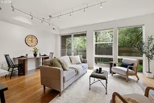 327 Rustic Pl, Eugene, OR 97401 - Photo 12