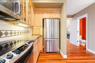 2338 NW Edgewood Pl, Portland, OR 97229 - Photo 8
