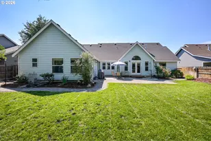 2067 NW Poplar Pl, Redmond, OR 97756 - Photo 30