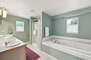 2067 NW Poplar Pl, Redmond, OR 97756 - Photo 18