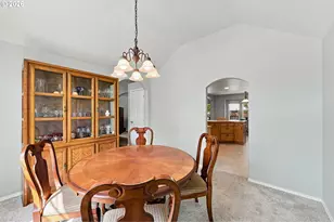 2067 NW Poplar Pl, Redmond, OR 97756 - Photo 12