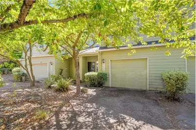 4220 NE Simpson Ct, Portland, OR 97218 - Photo 28